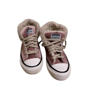 Axdans Ads Star Velvet Fur Lined Size 36 EURO Pinkish Purple Comfy Sneakers